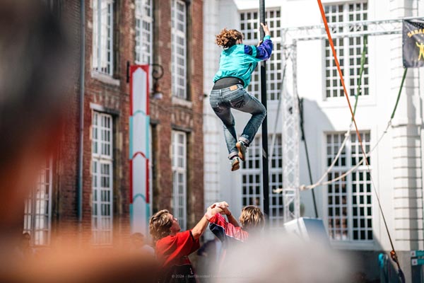 REPORTAGE: Sarakasi performance @ Cirk! Aalst 2024 / © Bert Blondeel